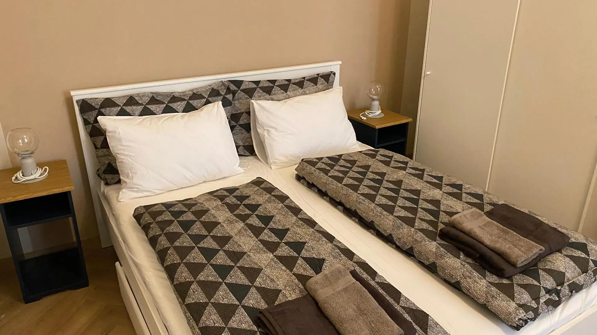Dohany By Kalvin Budapest